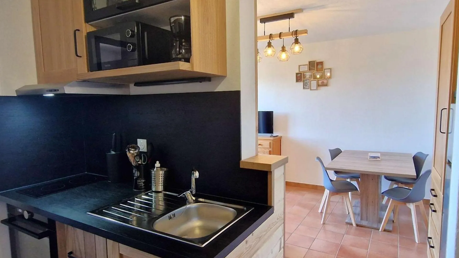 Appartement 4 Pers - Ski/Rando A Pied - Balcon - Animaux Admis, Parking - Fr-1-393-179 Saint-Michel-de-Chaillol 0*,  Франция